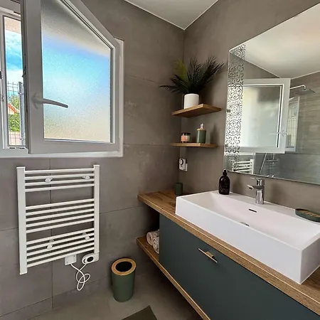 Casamea - Villa Familiale, Piscine, 15 min Ajaccio Villa